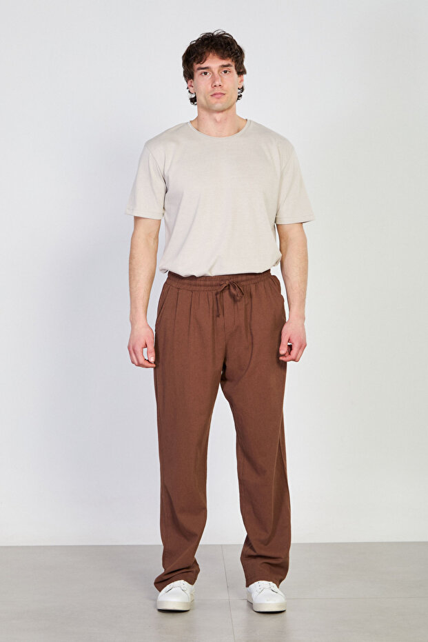 Men's loose-fit trousers - brown