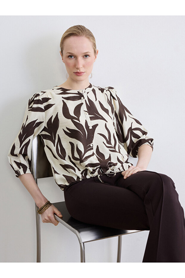 Crew Neck Patterned Blouse - 1