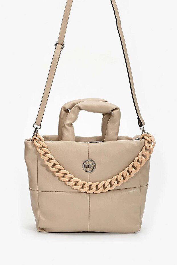MEDIUM HANDBAG WITH DECORATIVE CHAIN