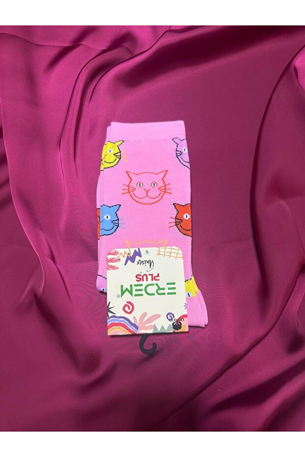 KEDİLİ ÇORAP