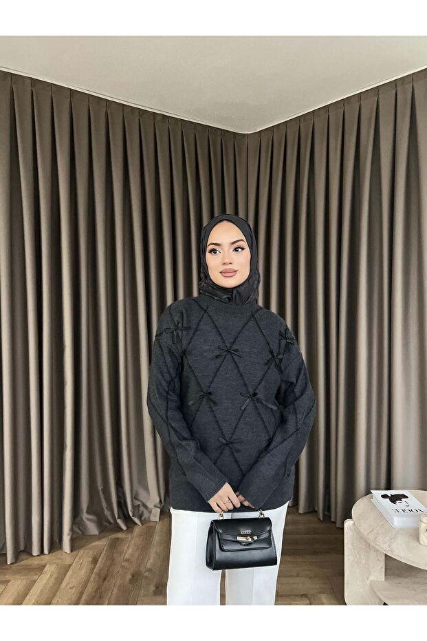 سترة تريكو بفيونكة