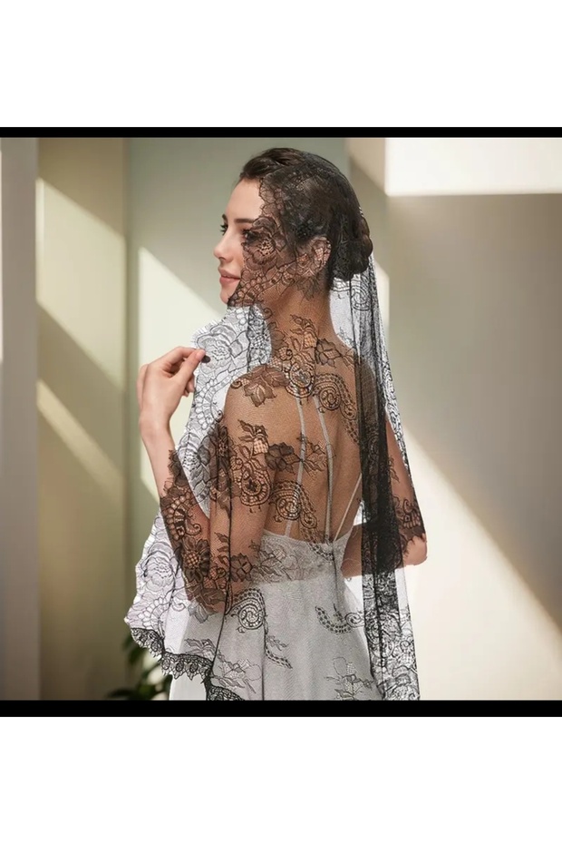 Mazi Inspired Bridal Veil