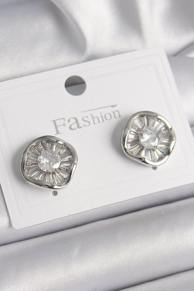 Stylish Brass Silver Color Zircon Stone Clover Model Women's Earrings Teachers Mothers Valentine's Day Gift
