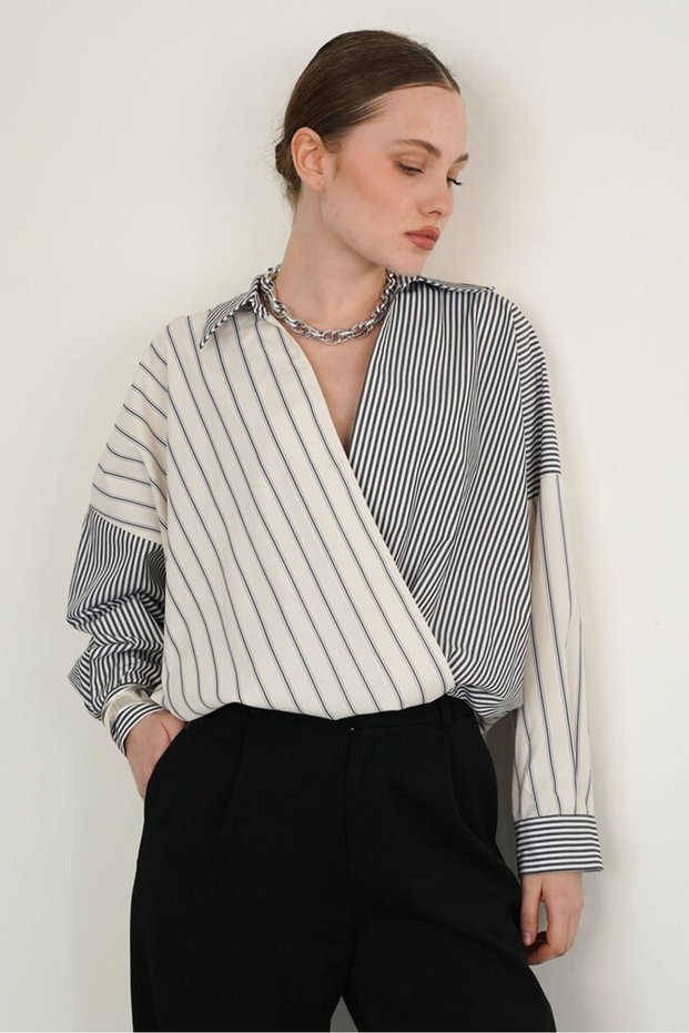 Cross-Fitting Shirt with Collar and Hem - Stone Black |   F2094 - Stone Black