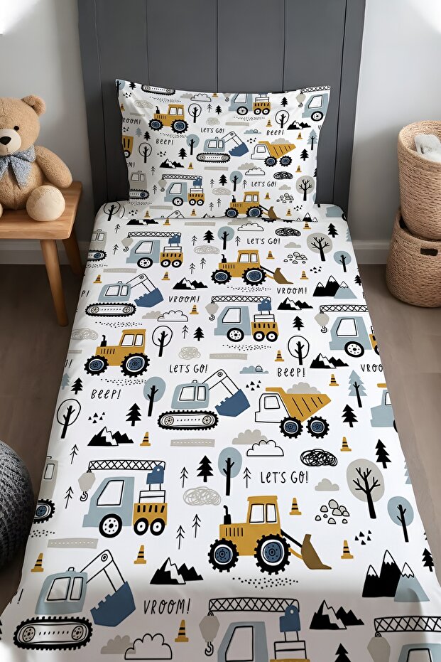 Fun Construction Time Patterned Bedspread and Pillowcase