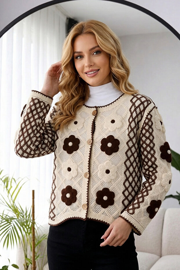 Women's Beige Floral Embroidered Crew Neck Buttoned Knitted Cardigan