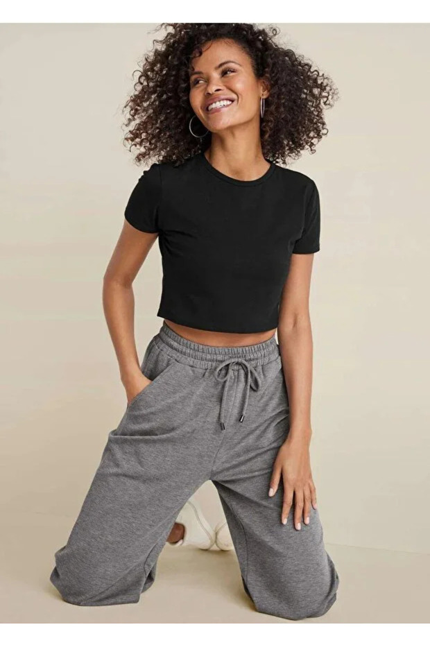 Comfortable Cut Women's Tube-Leg Sweatpants (Regenerated Fabric)