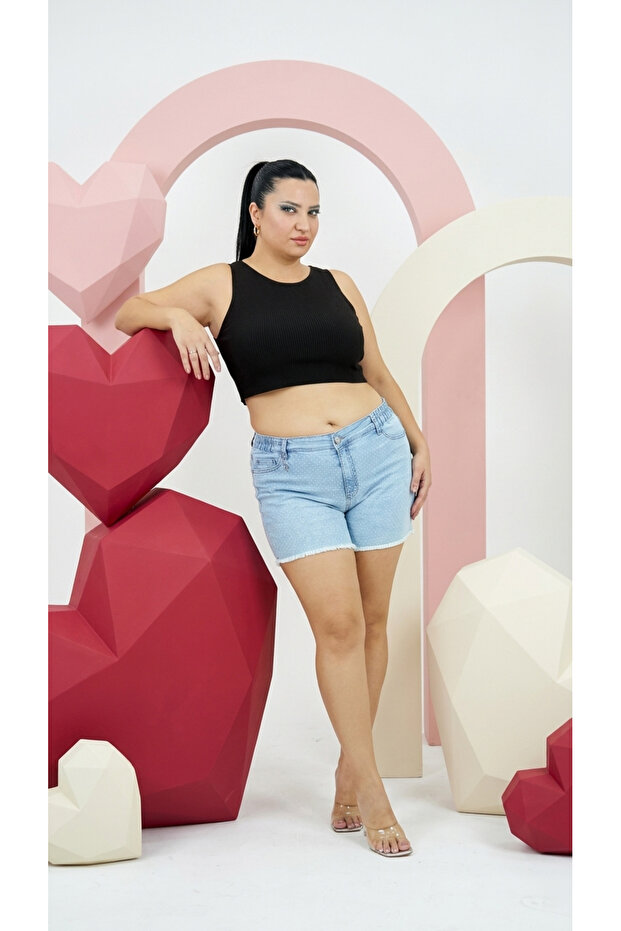 Plus Size Elastic High Waist Ripped Stoned Pocketed Short Denim Women's Shorts