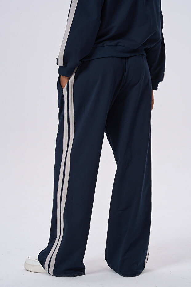 Retro Striped Tracksuit Set - 5