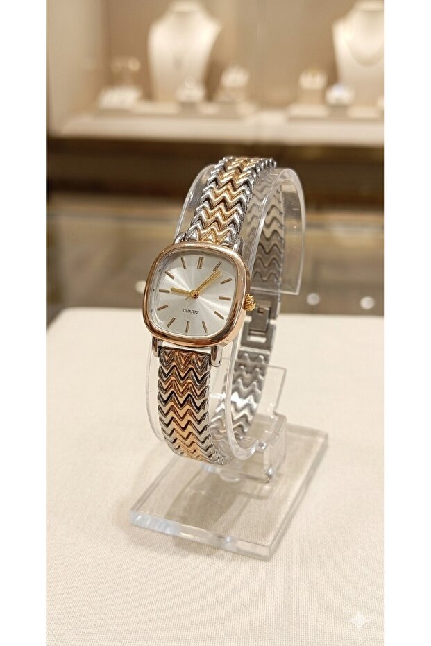 Sari Silver Color Women's Stylish Wristwatch