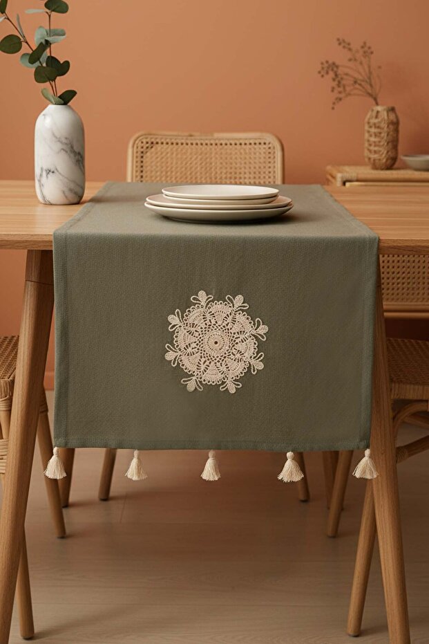 Khaki Lace Motif Runner 50X130 cm