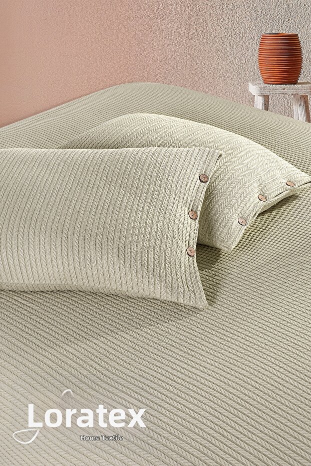 Seinaa | 100% Cotton Double 200X230 cm Knitted Pique Set with Button Detailed Pillowcase