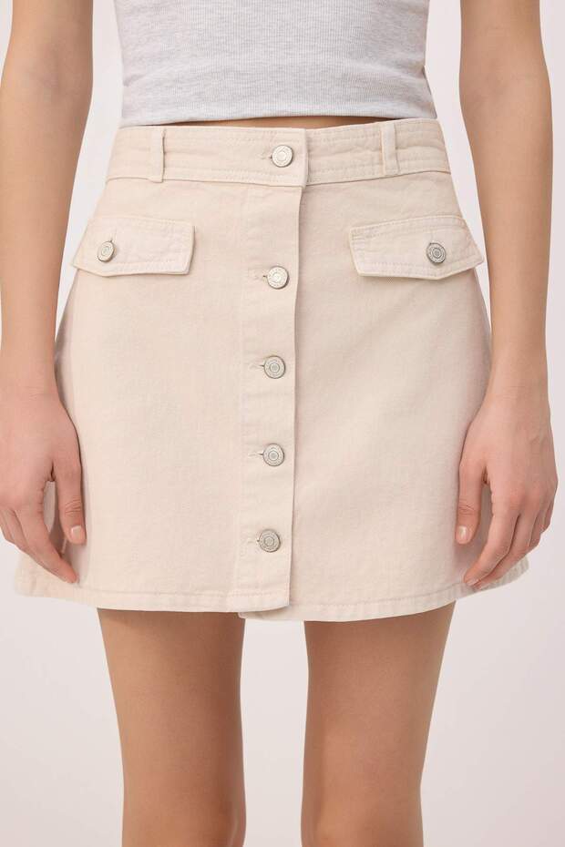 Taş Düğme Detaylı Mini %100 Pamuk Denim Etek TWOSS26ET00007 - 3