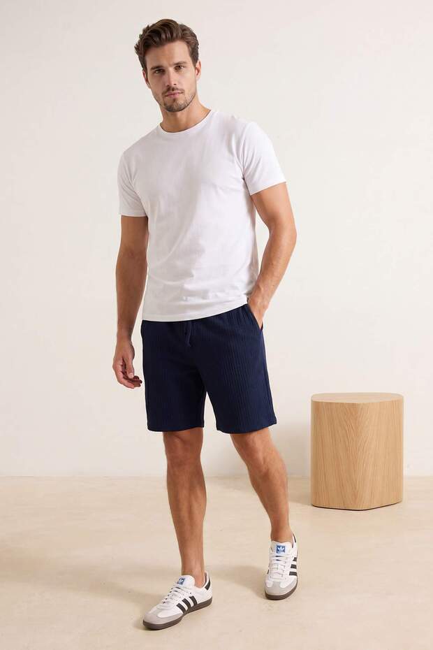 Lacivert Regular/Normal Kesim Dokulu Bürümcük Şort & Bermuda TMNSS26SR00002 - 1