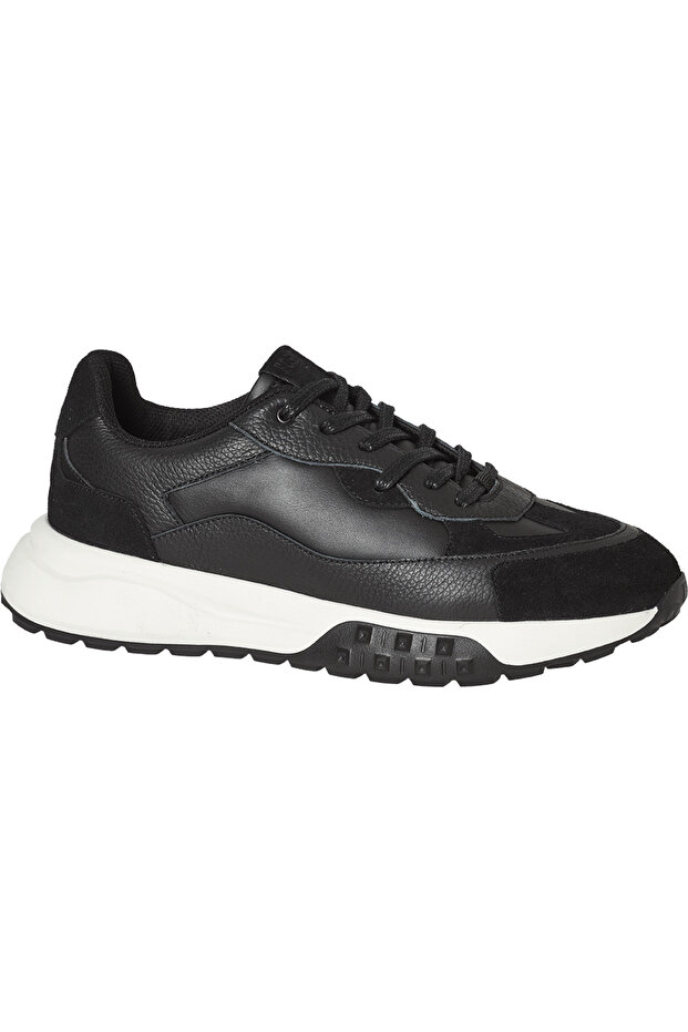 Sneaker - 1