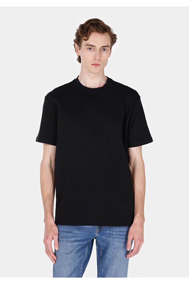 Comfort Fit Round Neck Plain Men's Black Short Sleeve T-Shirt