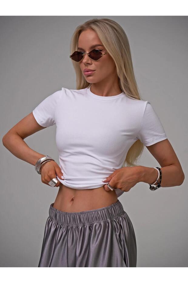 Kadın Slim Fit Basic Premium Kumaş Tshirt Beyaz