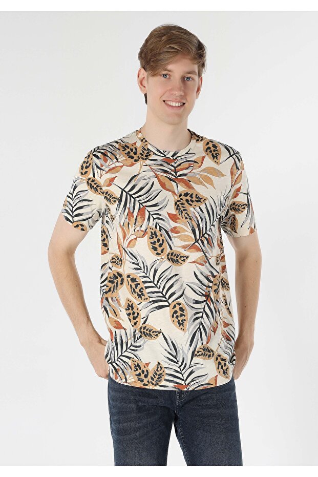 Regular Fit Round Neck Printed Men's Ecru Short Sleeve T-Shirt