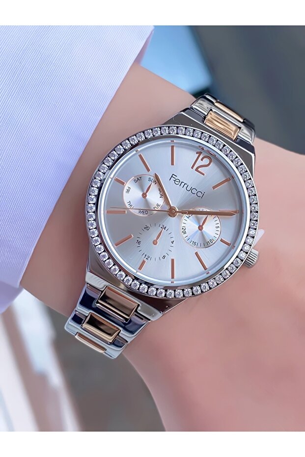 Women's Metal Strap Wristwatch