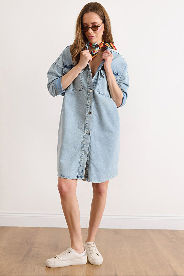 Women's Light Blue Buttoned Pocket Detailed Oversize Washed Denim Tunic Dress Elb-19002614