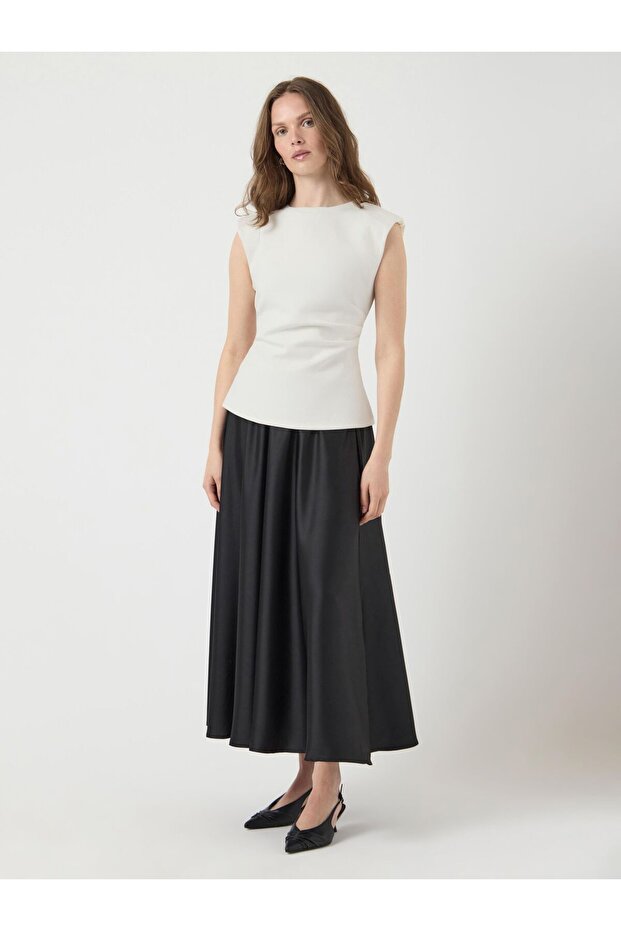 Top YASPINA - 5