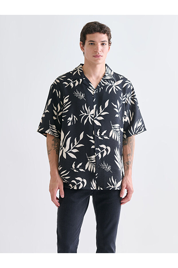 Vizyon New Season Comfortable Fit Resort Collar Short Sleeve Patterned Men's Shirt