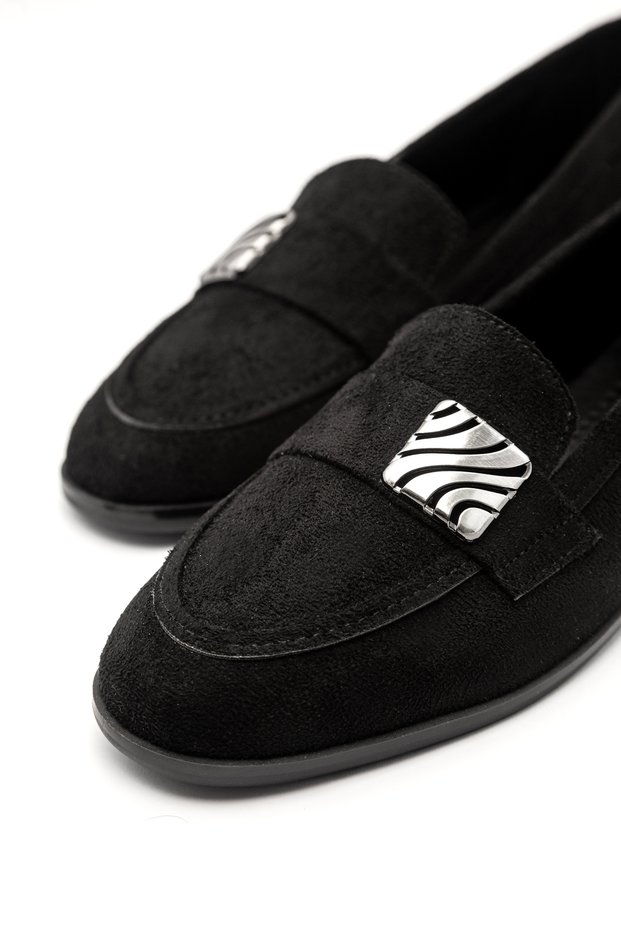 Int 7001 Flat Sole Ballerinas with Metal Buckle Detail
