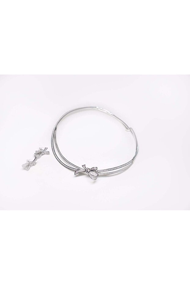 Ribbon Bow Necklace