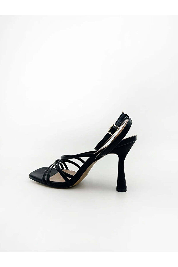 STRAPPY SANDALS - 2