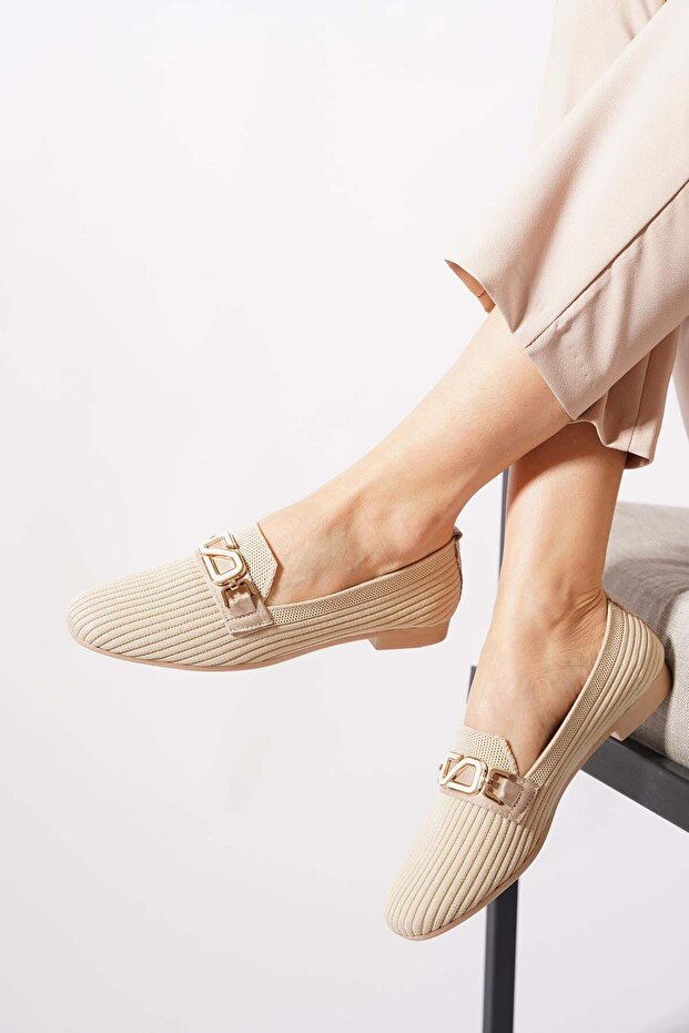 Roklen Women's Knitwear with Endless Buckle, Babet Beige