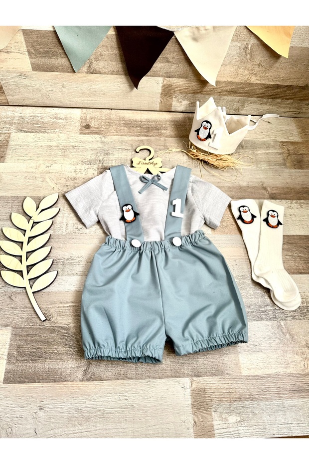 1 Year Old Baby Boy Penguin Concept Shirt Salopet Socks Crown Set