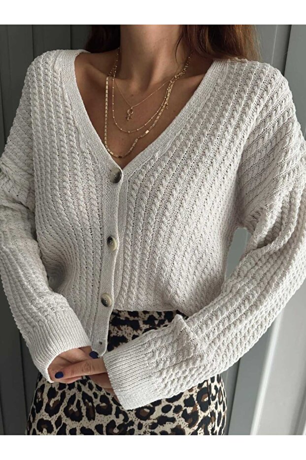 Women's Long Sleeve Buttoned Knitwear Cardigan