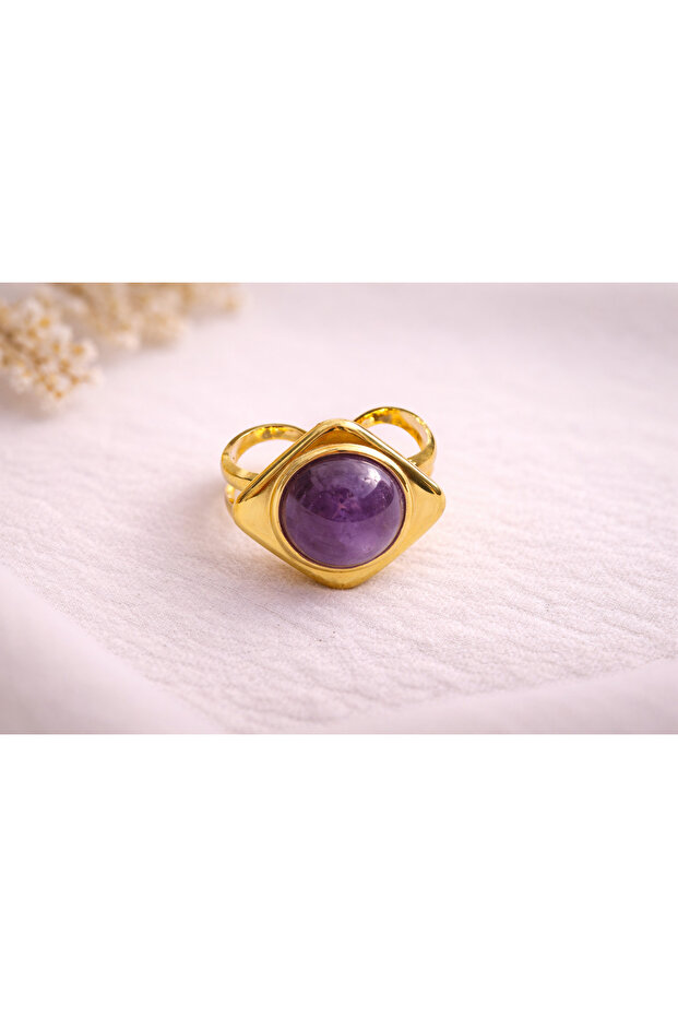 Gold Color Square Patterned Adjustable Steel Ring with Stone in the Center