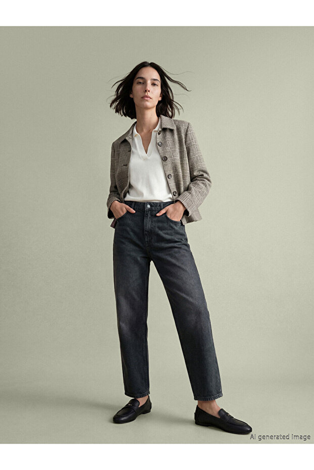 Nevavm Slim Fit Women's Jean Pants with Difference