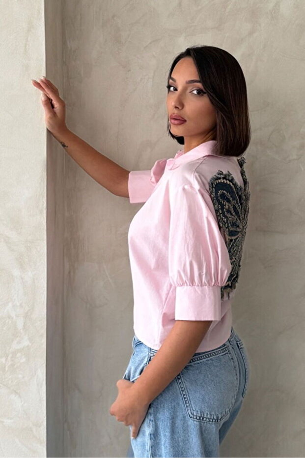 Shirt with Butterfly Detail on the Back, Pink | D2787 - Pink