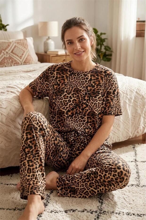 Lunawear Leopard Patterned Short Sleeve Women's Pajama Set