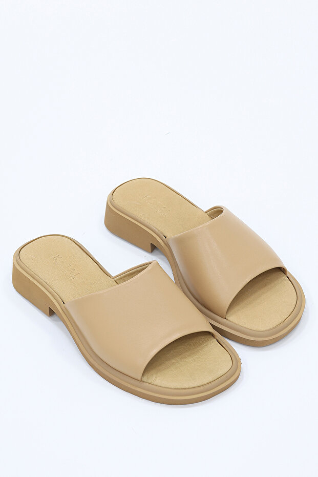 CBR-T100 شبشب من الجلد الطبيعي بنعل مسطح