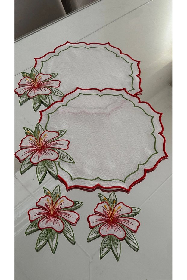 Placemat Supla Presentation Napkins with Lily Embroidery for 2 Persons - 4 Piece Spring Series with Gift