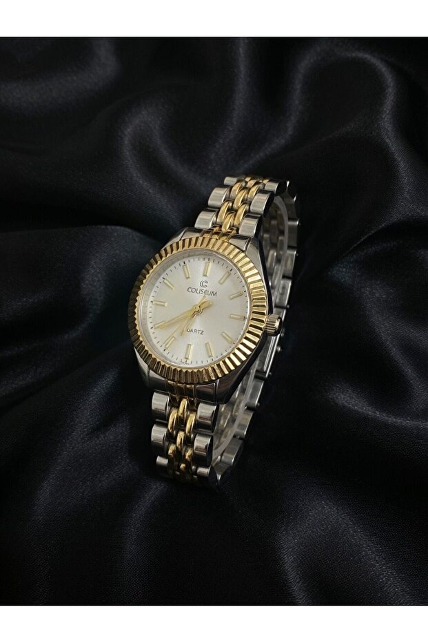Luxury Women's Wristwatch