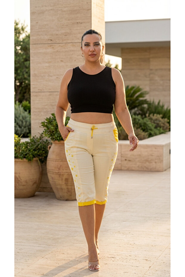 Large Size Elastic High Waist Stone Embroidered Lace-Up Lycra Denim Women's Capri