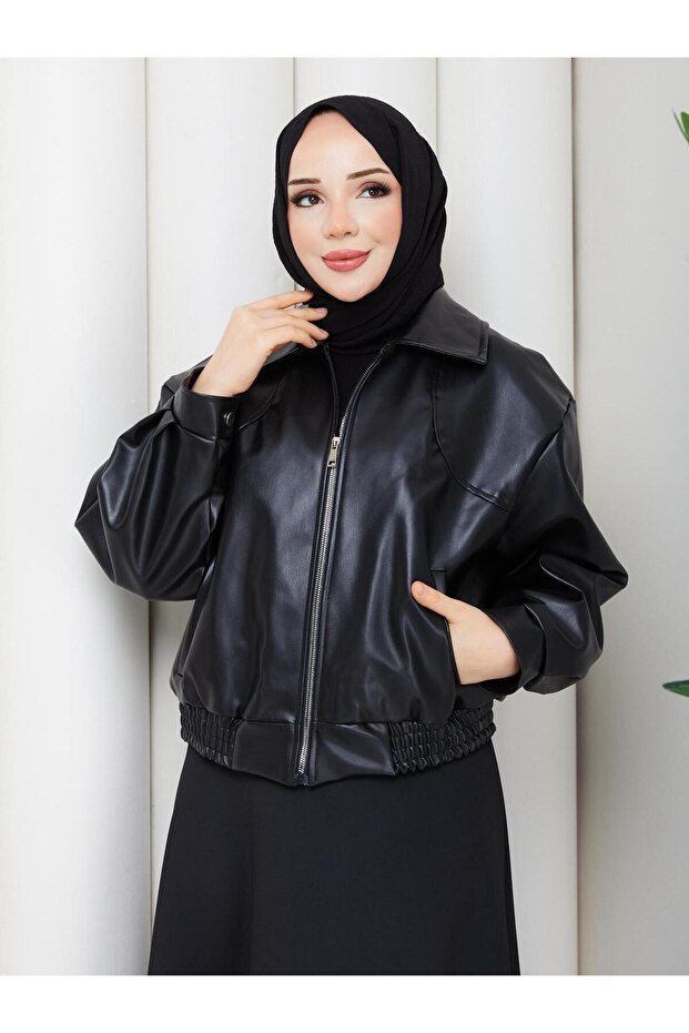سترة نسائية من الجلد الأسود من تريند بريميوم الموسمية