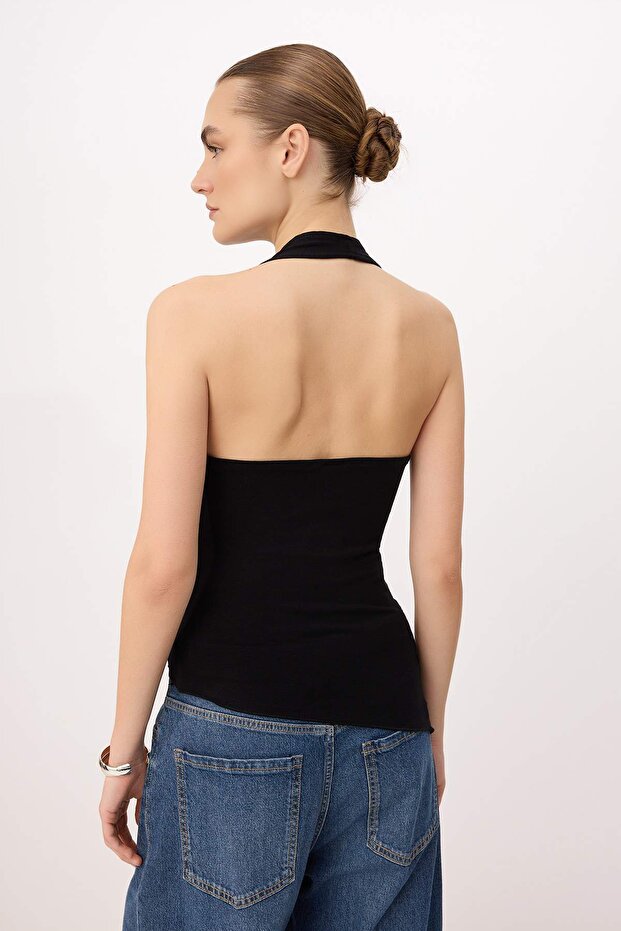 Siyah Fitted/Vücuda Oturan Boyundan Bağlamalı Kolsuz Yumuşak Örme Bluz TWOSS26BZ00361 - 4
