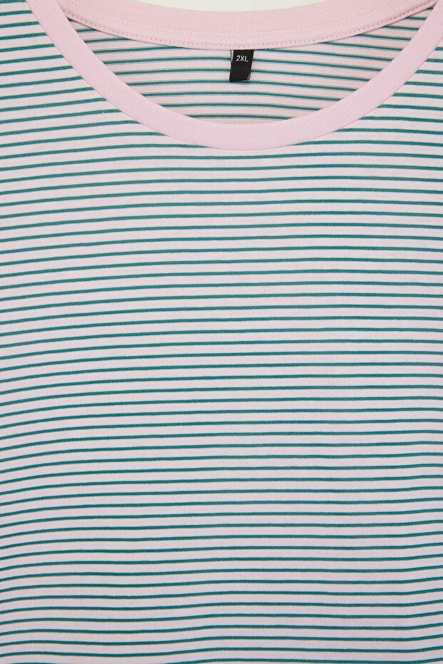 Pembe Çizgili Bisiklet Yaka Çizgili Örme T-Shirt TBBSS23BF00068 - 2