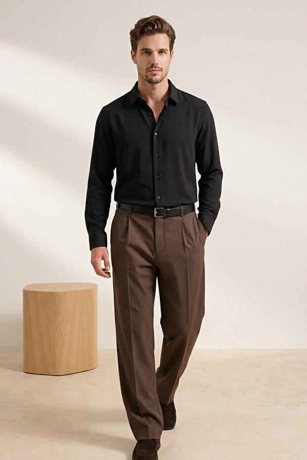 Siyah Normal Kalıp/Regular Fit Dokulu Yazlık Erkek Dokuma Gömlek TMNSS26GO00028 - 2