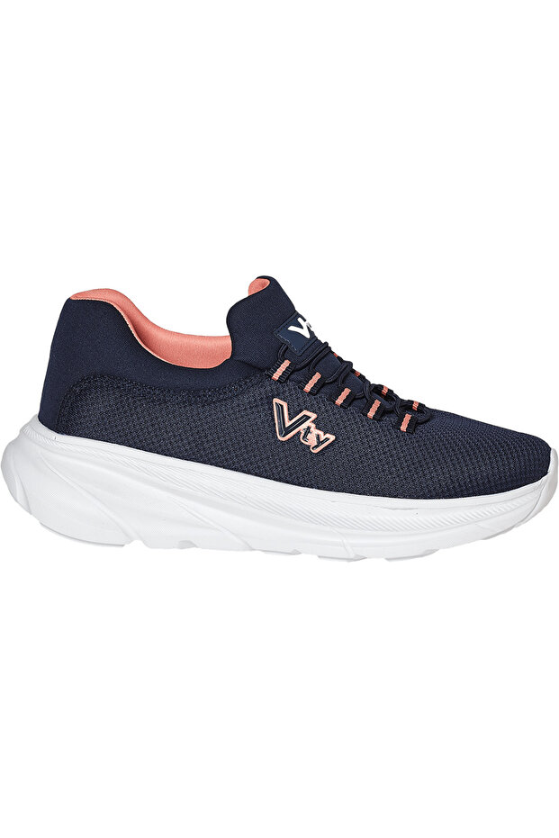 Sneaker - 1