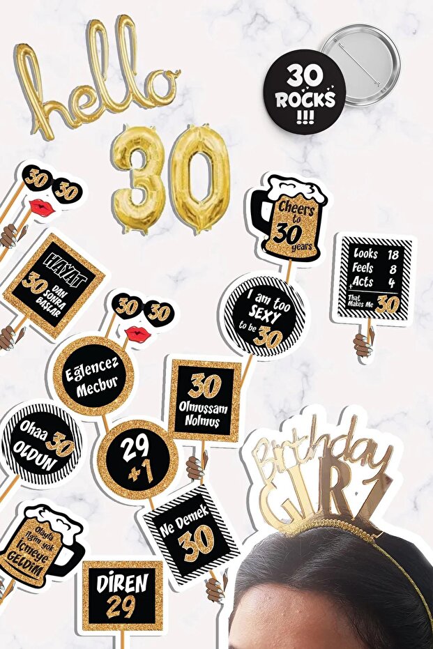 Hello 30 Years Gold Concept Birthday Party Set