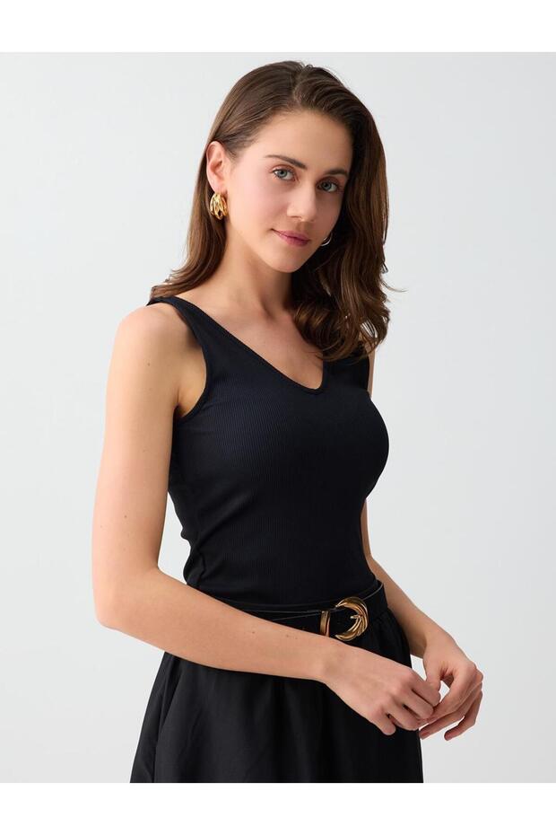 Siyah Dar Kesim V Yaka Basic Örme Atlet - 3