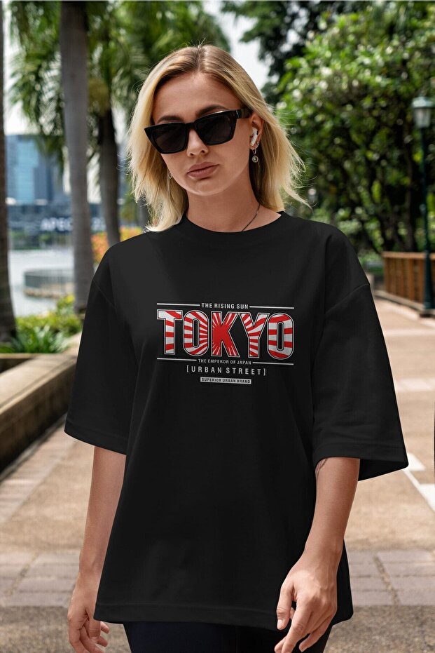 Tokyo Printed Front Black Oversize T-shirt Unisex Men's Women's Crew Neck