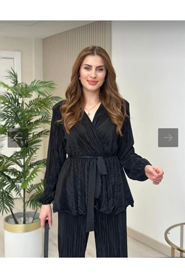 Pleated top and bottom set - 1