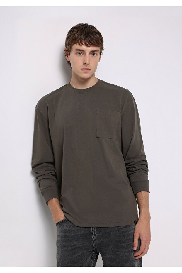 Comfort Fit Round Neck Plain Men's Green Long Sleeve T-Shirt